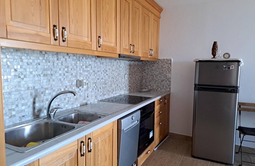 Aipeia Apartamento | Fantastically situated vacation apartment above the beach near Chrani | Peloponn