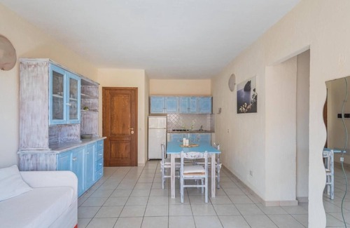 Golfo di Marinella Apartamento | Fantástica residencia Baia de Bahas de un dormitorio para cuatro personas - número de niño 0883