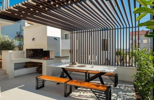 Okrug Gornji Villa | Fantastisk Villa i Okrug