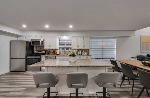 Far North Dallas Casa | Far North Dallas Chic Haven