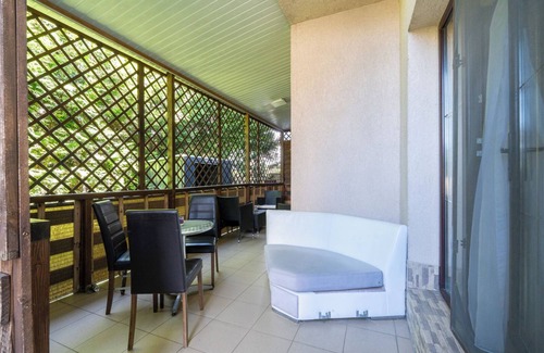Haslau-Maria Ellend Apartamento | Faraway Aparthotel near Airport
