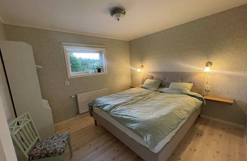 Munkedal Municipality Otro | Farm apartment with lake view