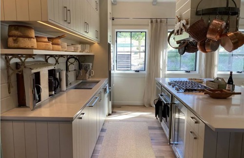 Santa Barbara Otro | Farm Cottage in Santa Rita Hills