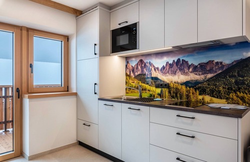 Funes Otro | Granja 'Enzian' con vistas a la montaña, terraza comunitaria y Wi-Fi