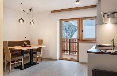 Funes Otro | Granja 'Enzian' con vistas a la montaña, terraza comunitaria y Wi-Fi