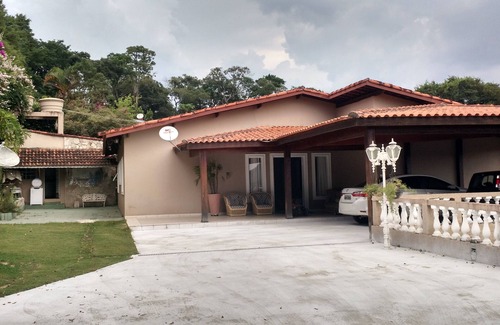 Mairinque Casa | Chalet en el condominio Puerta del sol
