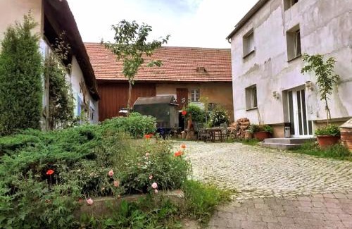 Berka/Werra Otro | Farm Privatzimmer Reni Gemeinschaftsbad Free WiFi Naturgarten