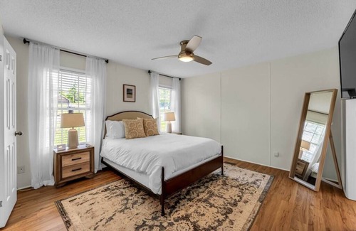 Kernersville Casa | Farm Retreat With Beautiful Views and Animals!