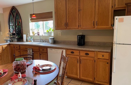 Clinton Casa | Farm Stay Guest House Experience