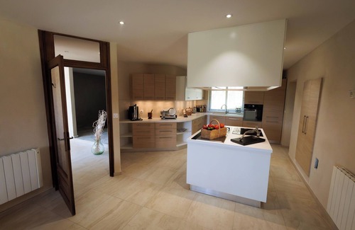 Romans-sur-Isere Casa | Farm stay in France with Pool, Tennis, Padel and City (football, basketball,...)