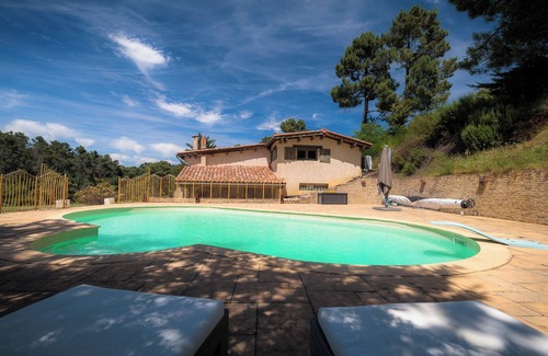 Romans-sur-Isere Casa | Farm stay in France with Pool, Tennis, Padel and City (football, basketball,...)