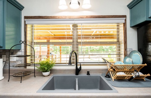 Lakeland Otro | Escapada FarmCharm cercano a Memphis, TN & viñedo