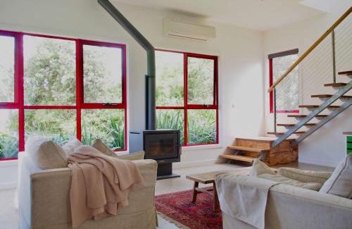 Waratah Bay Casa | Farmhouse At The Gap