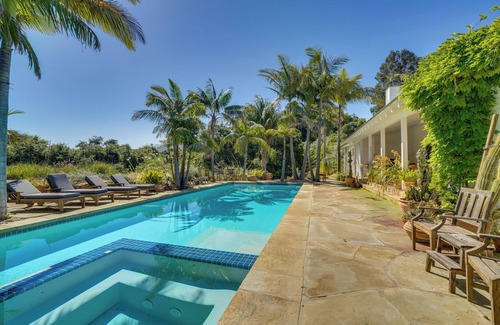 Carpinteria Cabaña | Farmhouse-Chic Carpinteria Cottage w/ Pool Access