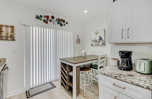 Lakeland Casa | Farmhouse Chic Luxe 3/2 Home near I4