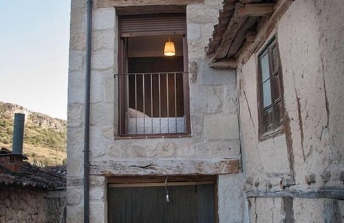 Valle de Tabladillo Cabaña | Casa Rural LA FUENTONA para 7 personas