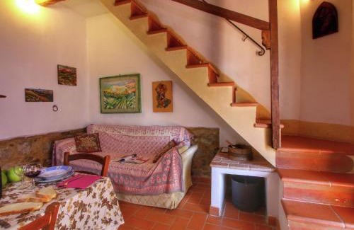 Castiglione d'Orcia Casa | Farmhouse for 4 people with pool