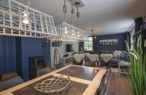 Sint Maartensvlotbrug Casa | Farmhouse in North Holland near Beaches