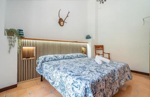 Priego de Cordoba Casa | Farmhouse in Andalusia near Tiñosa Peak