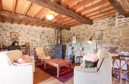 Panton Casa | Farmhouse in Castrotañe with Terrace
