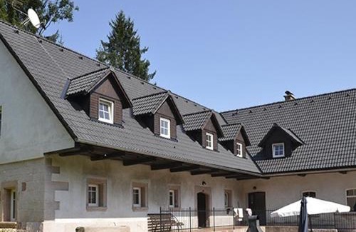 Stupná Apartamento | Farmhouse in Czechia with Private Pool