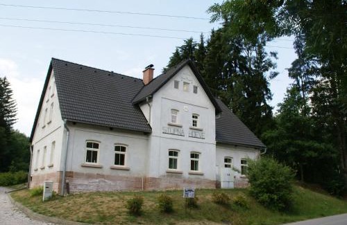 Stupná Apartamento | Farmhouse in Czechia with Private Pool