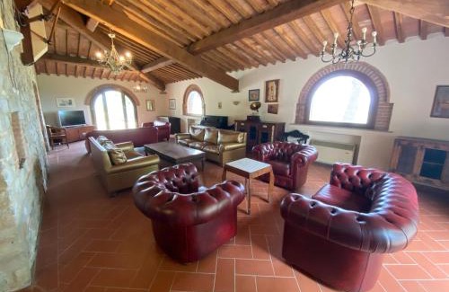 Chianni Casa | Farmhouse in Pisan Hills with Pool