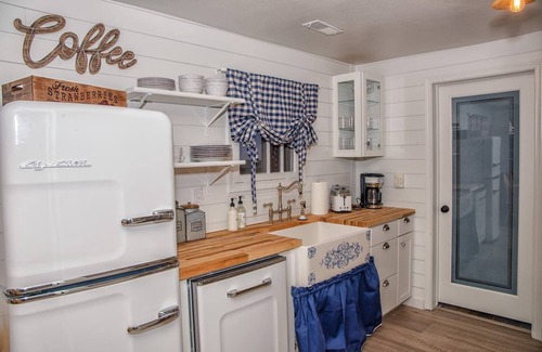 Woodland Park Cabina | Nuevo enero - 2020 - Casa de campo en las montañas - Ubicado en la ciudad - Se admiten perros