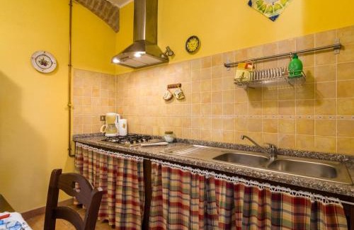 Monteluiano Casa | Farmhouse in Umbria with Pool