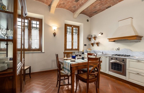 Barberino Tavarnelle Otro | Casa rural "Podere San Bartolo - Casa Colonica 2" con piscina compartida, terraza privada y Wi-Fi