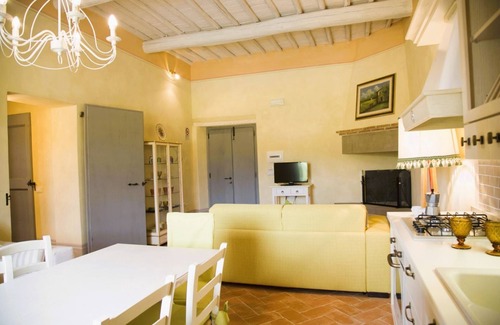 Castiglion Fibocchi Apartamento | Farmhouse San Pietro apartment Fern