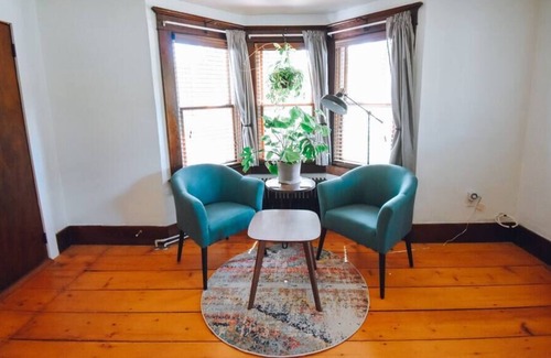 Highland Casa | Farmhouse Near New Paltz & Walkway Over Hudson