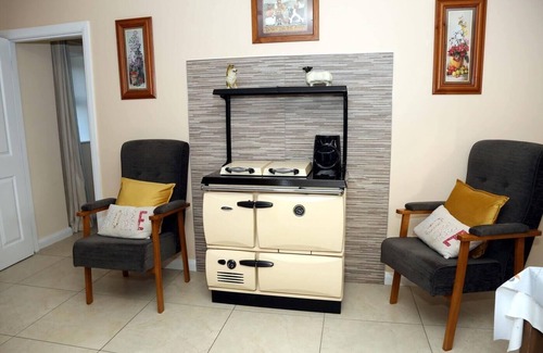 Strabane Casa | Farmhouse near Newtownstewart 3 bedrooms