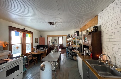 Clayton Otro | Farmhouse Retreat