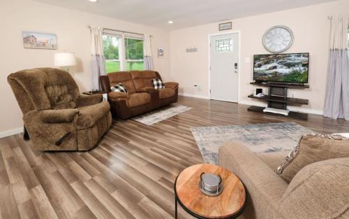 Sevierville Villa | Farmhouse Retreat