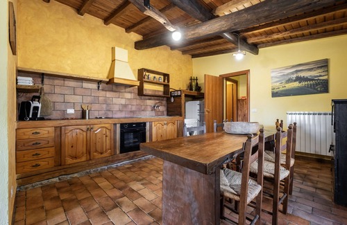 Pitigliano Otro | Casa rural "Sasso Bianco" con piscina compartida, terraza privada y Wi-Fi
