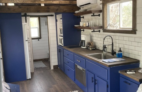 Anderson Otro | Farmhouse tiny home