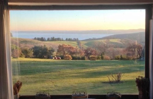 Sutri Casa | Casa de campo con piscina con una espléndida vista del lago de Bracciano.