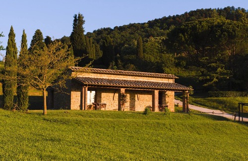 Montepulciano Villa | Farmhouse with Swimming Pool in Montepulciano