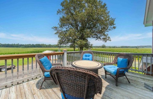 Mercer Otro | Farming resort; rustic meets luxury