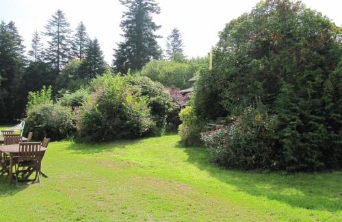 Leuhan Casa | Farmyard at Kerespars, 3 Houses, Sleeps 30 with pool