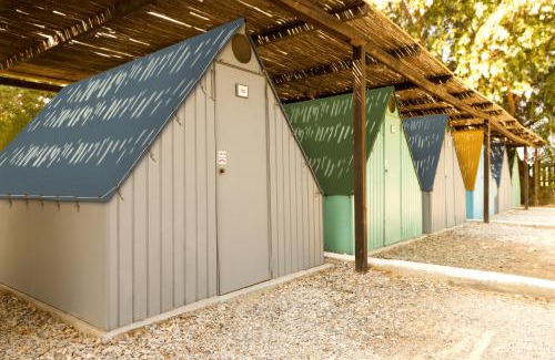 Ios Otro | FarOut BeachClub - Rooms & Camping