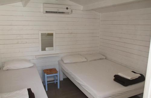 Ios Otro | FarOut BeachClub - Rooms & Camping