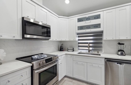 Eagle Pointe South Casa | Fascinating private pool and game-room, near Disney!!