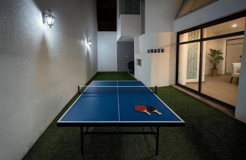 Cerro Colorado District Casa | Fast Wifi, Jacuzzi, lavaseca, Ping Pong, Nintendo switch, Bbq, 4BR