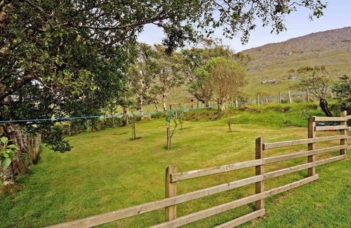 Ardgroom Otro | Faunleave - Two Bedroom House, Sleeps 4