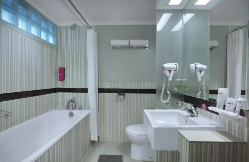 Cipaganti Hotel | favehotel Premier Cihampelas