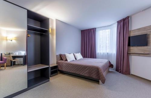 Holosiivskyj Hotel | Favor Sport Hotel