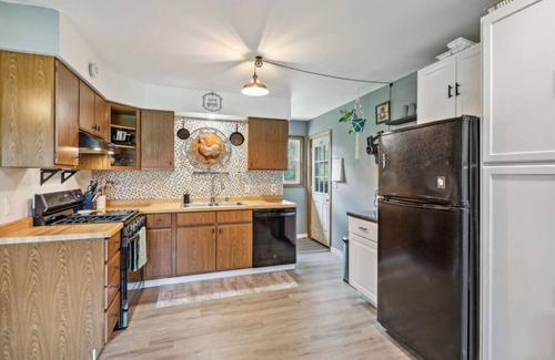 Wisconsin Dells Casa | Fawn Lake Cottage for Families Looking for Privacy