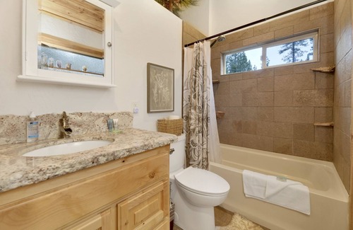 Fawnskin Cabina | Fawnskin Cottage- Adorable Relaxing Retreat Cabin
